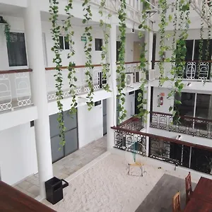 Casa Barka Hotel