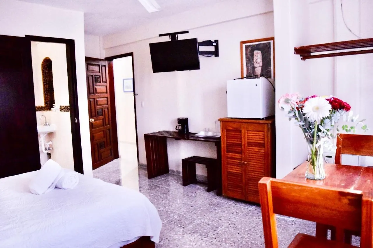 Boutique Hotel Delfin 5Th Avenue Playa del Carmen 2*,  Mexico